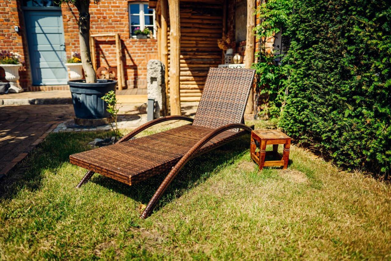 Alte Schmiede Mit Sauna, Pool Und Whirpool Im Aussenbereich Schoenstes Ferienhaus Der Lausitz Elsterheide Exterior photo